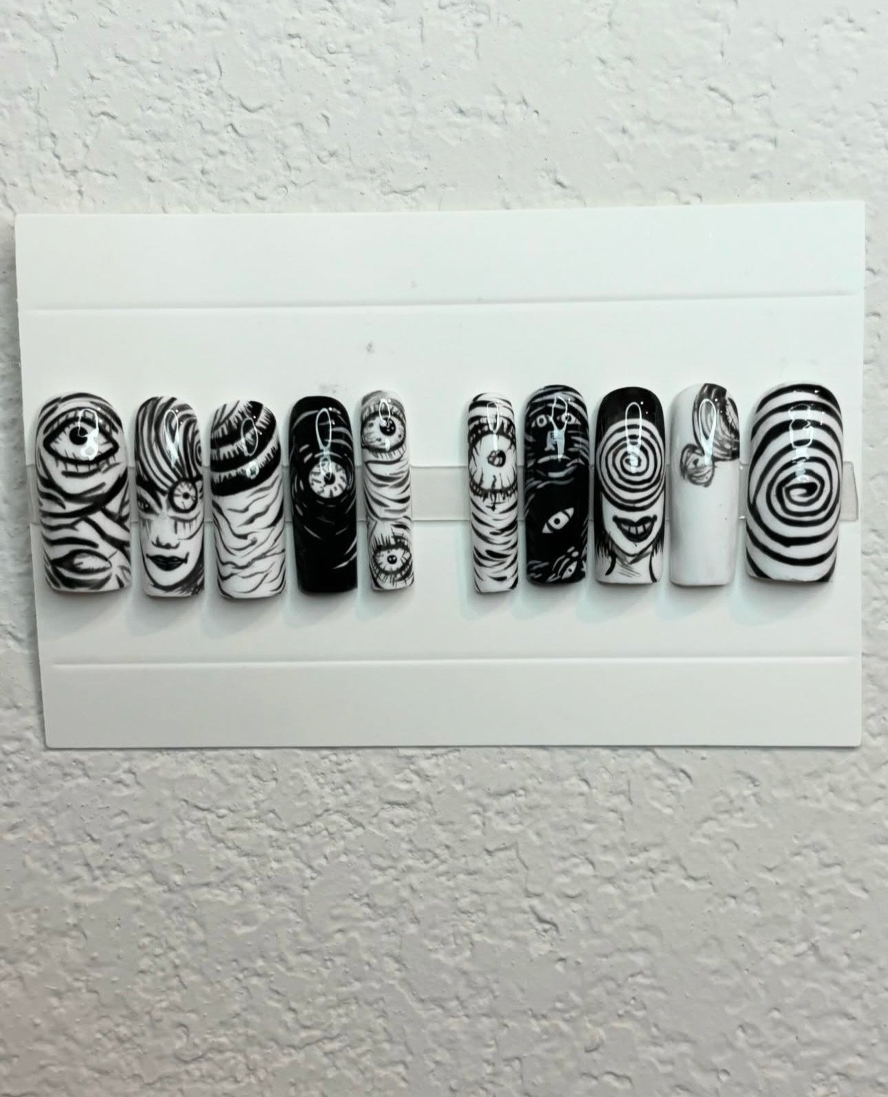 XL black and white creepy press on nails